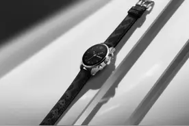 万宝龙智能腕表与降噪耳机 优雅女性的科技之选图片