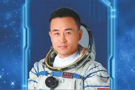 老师眼中的唐胜杰图片