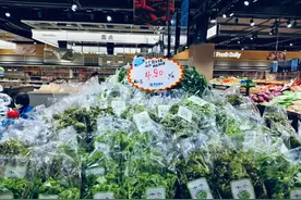 《种地吧》“衍生品”生菜进超市售罄，有人高价转卖无成交已下架图片