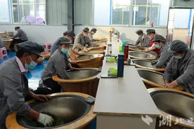 咸丰：明前茶飘香图片