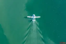 “混江龙”水陆两栖无人机小河起降成功，“成都造”为低空经济添新策图片