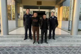 聊城一男子午休听到“敲门声”，开门后发现……图片