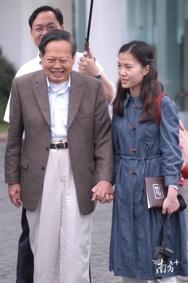 汕大百年时，将占据什么地位？杨振宁曾如此断言