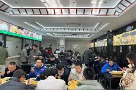 半年间开了30多家店，胡辣汤在如何征服济南人的胃？图片