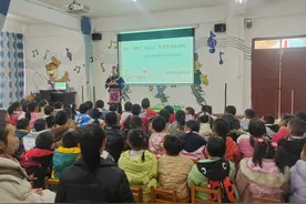 锦屏县启蒙镇:侗歌“嘎溜润童心，非遗传承启新程图片
