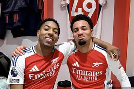 阿森纳17、18岁球员攻破曼城球门 亨利：我喜欢斯凯利的进球和庆祝方式！图片