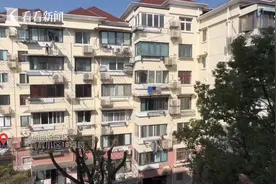 6层楼房竟有11楼 上海首台直角开门电梯加装成功图片