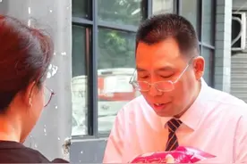 高温天里的网约车司机：我在滴滴找到了安全感图片