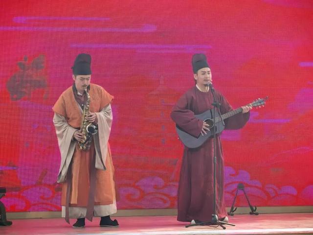 一键收藏！中秋遇国庆，带上这份攻略畅游曲江！