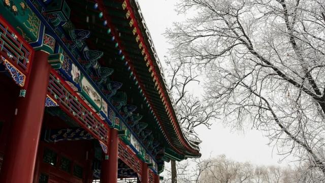 品	，乾隆笔下的御园冬景