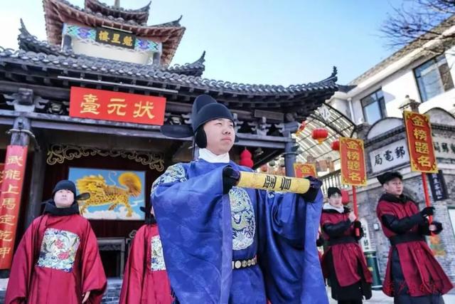 葫芦岛 民俗遇潮流 葫芦古镇跨年夜沸腾