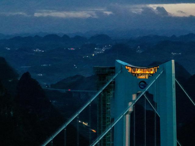 一起来看世界第一高桥的美景