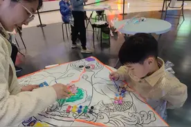 手绘风筝DIY，萌娃和家长一起在商场感受春天~图片