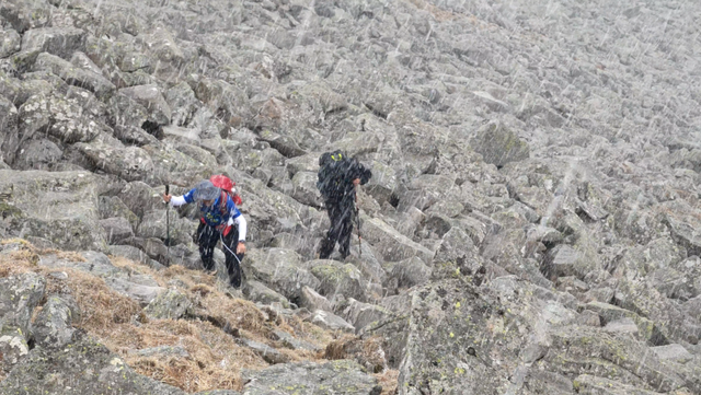 5人违规穿越“小鳌太”3人遇难，资深驴友讲述鳌太线监管之难：有人把5千元罚款当“门票”
