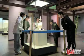 走进河北县级博物馆｜定州博物馆：一片颜色此中藏图片