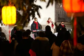 20万“粉丝”，国内首支由视障人士组成的阿卡贝拉演唱团走红榕城街头图片