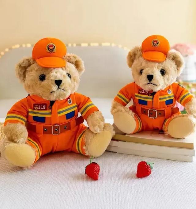 直播预告 | 武陵仙境·火患无踪!25日18时,“火焰蓝” 带你漫游武陵源千古情景区,解锁景区消防全攻略