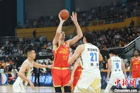 CBA：广厦击败北京迎主场15连胜 博班首秀砍下4分图片