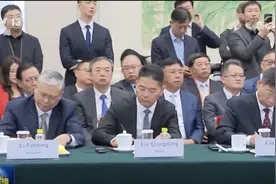 出手就是180亿：刘强东紧追时代脉搏图片