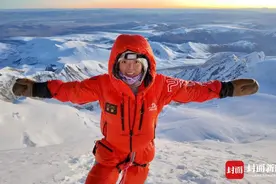 何静：中国首位无氧登顶14座8000米级山峰者，拒绝“造神”图片