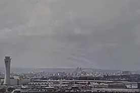 胡塞武装使用高超音速导弹袭击以色列机场并命中目标图片