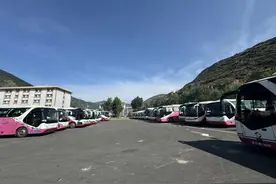 川青铁路镇江关段至黄胜关段明日开通：出了车站到黄龙九寨若尔盖怎么走，看这里！图片