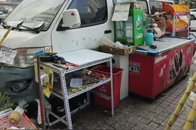 小8跑街|长期堆放垃圾杂物 道路坑洼不平 这些路面问题待整改图片