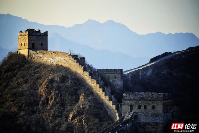 在金山岭长城，追一场最美的日落
