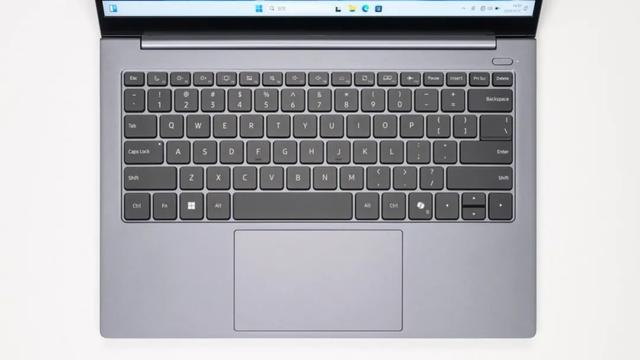 聊一款「仅售2659元」的1kg超轻本