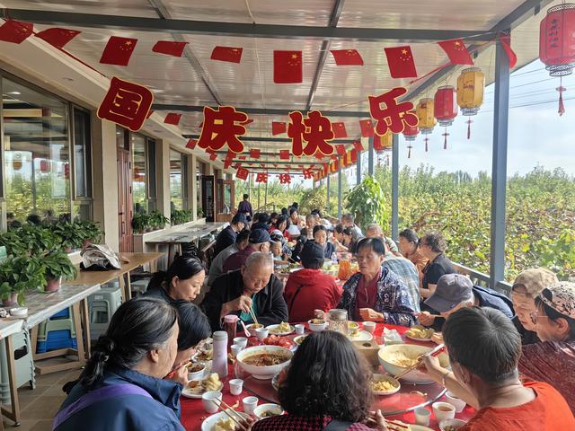 国庆假期包头市东河区多地成网红打卡地