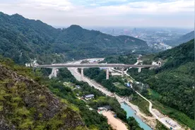 开通！成都东到三星堆，最快18分钟图片