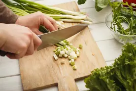 感冒后喝葱白煮水，到底有没有用？图片
