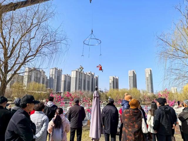 一步踏入千年画！定州众春园春节“行浸式”游园火出圈