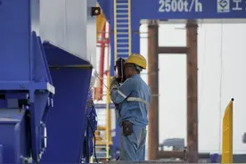 新时代中国调研行·长江篇|黄石新港：“一退一进”打造高质量发展新港城图片