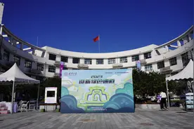 清华今年录取自强学子461人，为新生提供绿色通道爱心纪念封图片