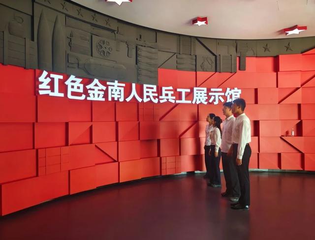解锁硬核兵工密码，做最燃红色新青年！
