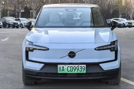 试驾沃尔沃 EX30：解锁纯电豪华小车的极致魅力图片