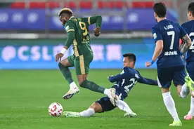 布彭扎2射1传再当浙江队“大腿”，深圳新鹏城苦吞两连败图片