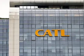 宁德时代去年净利增至507亿元，但各业务板块营收均下滑图片