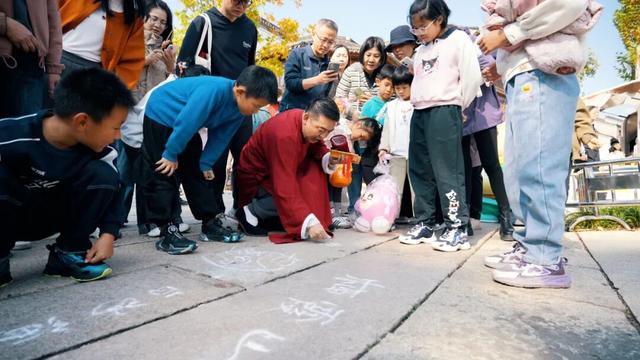 秋日美学暴击！正是赤橙黄绿时~