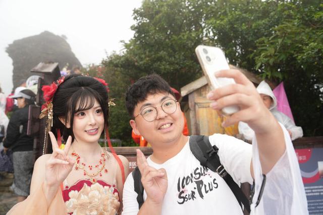 梵净山：“妆造旅拍”撬动文旅消费新市场