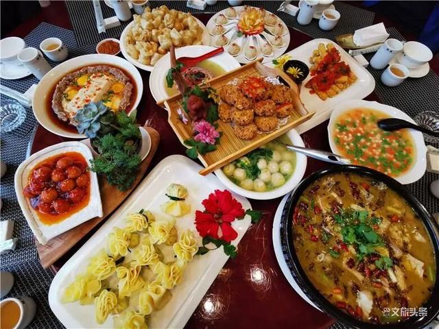 元旦游红河 | 乐作狂欢、烟花瀑布秀，元旦假期也太好玩了吧！