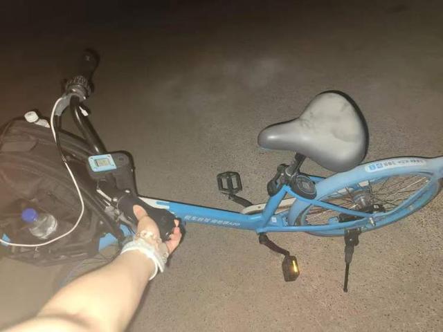 骑共享单车100公里，去看“最美日出”！上海兴起夜骑海盐风，亲历者表示，最大收获反而在路上