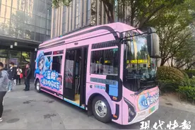 从“站台”直达“院内”！南京“宝宝巴士”公交开进儿童医院河西院区图片