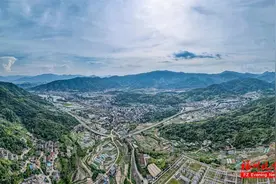 闽侯：回得了村，干得成事！图片