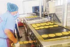 “青塘村”空心月饼备受热捧走俏市场图片