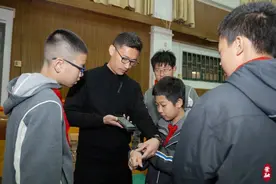崇明中小学生体质健康情况如何？正在测试图片