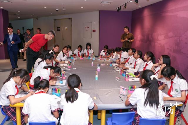 “中国航海火器文物展”在海战博物馆开幕，120件（套）文物亮相