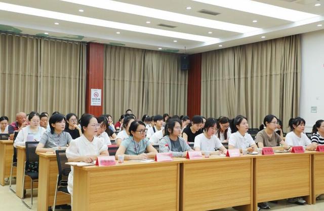 濉溪县文旅体局举办全县政务接待能力暨讲解水平提升培训会议