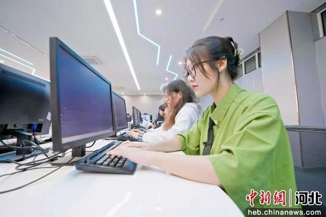 河北冀南新区：精准培育技能工匠 打造产教融合新高地